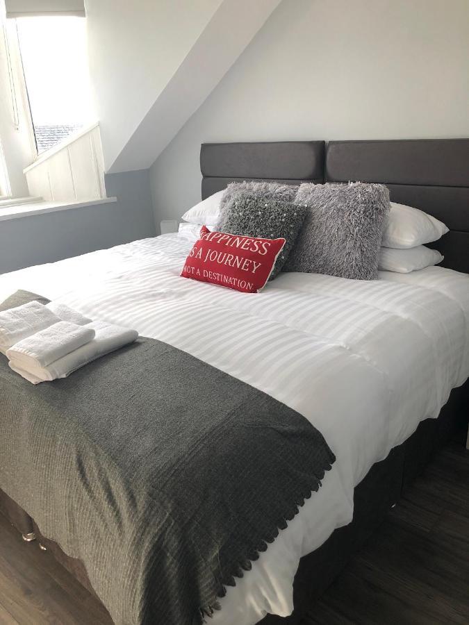 Reflections Luxury Modern Accommodation Saint Monance Ngoại thất bức ảnh